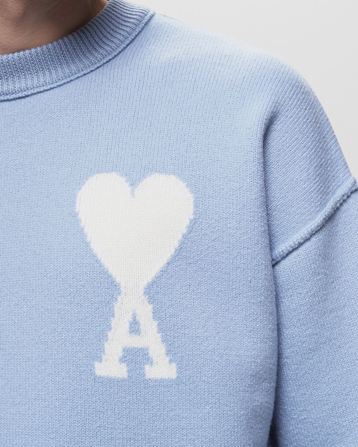 AMP - HEART LOGO SWEATER