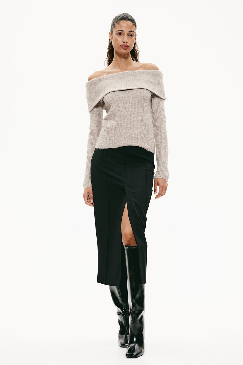 Refined Off-shoulder sweater